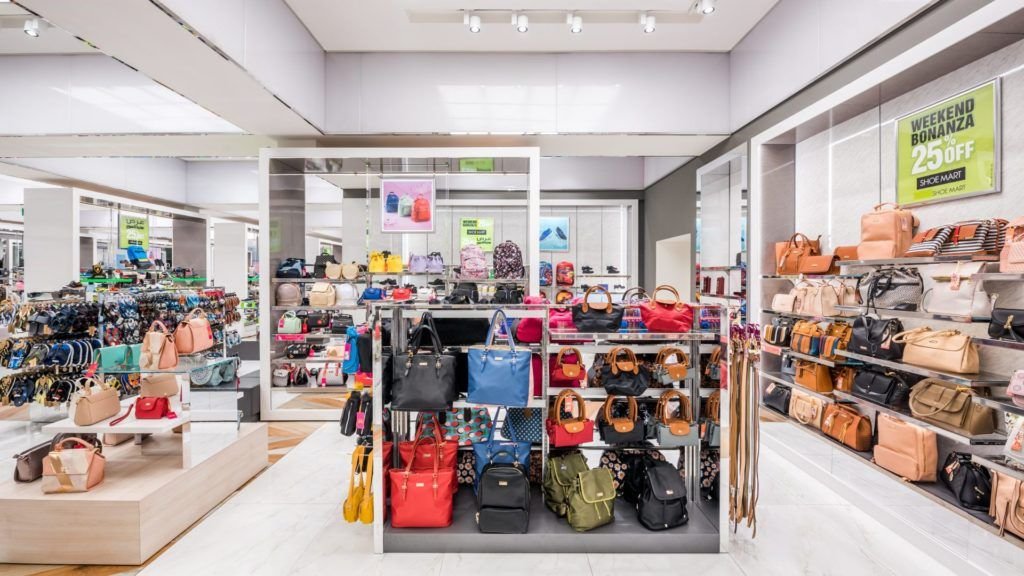 ¿Cómo diseñar una tienda de ropa? Guía completa 2026 1 mobiliario para tiendas de ropa
