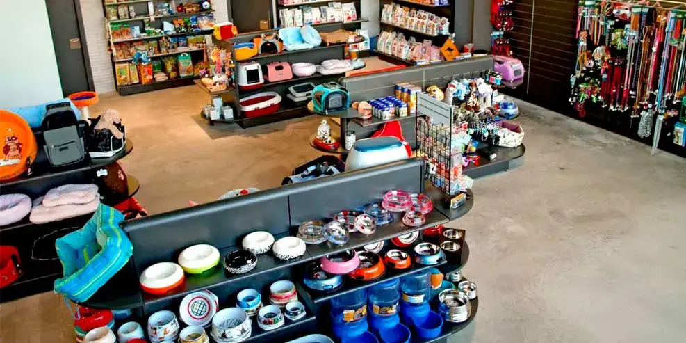 gondolas-tienda-de-animales