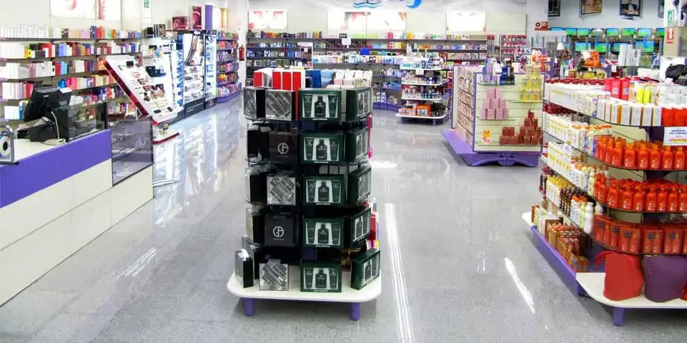 gondolas-para-perfumerias