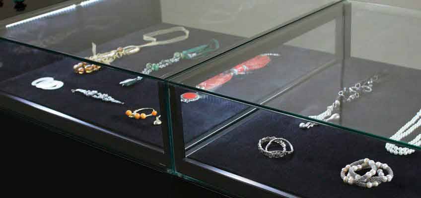 mobiliario comercial de la serie gibam mostrador-para-tiendas-b05-joyerias