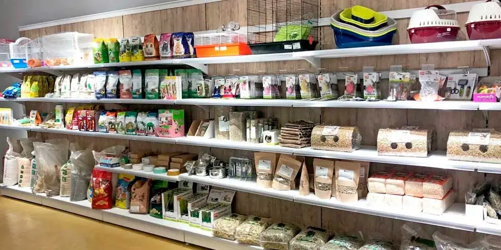 estanteria-tienda-de-mascotas
